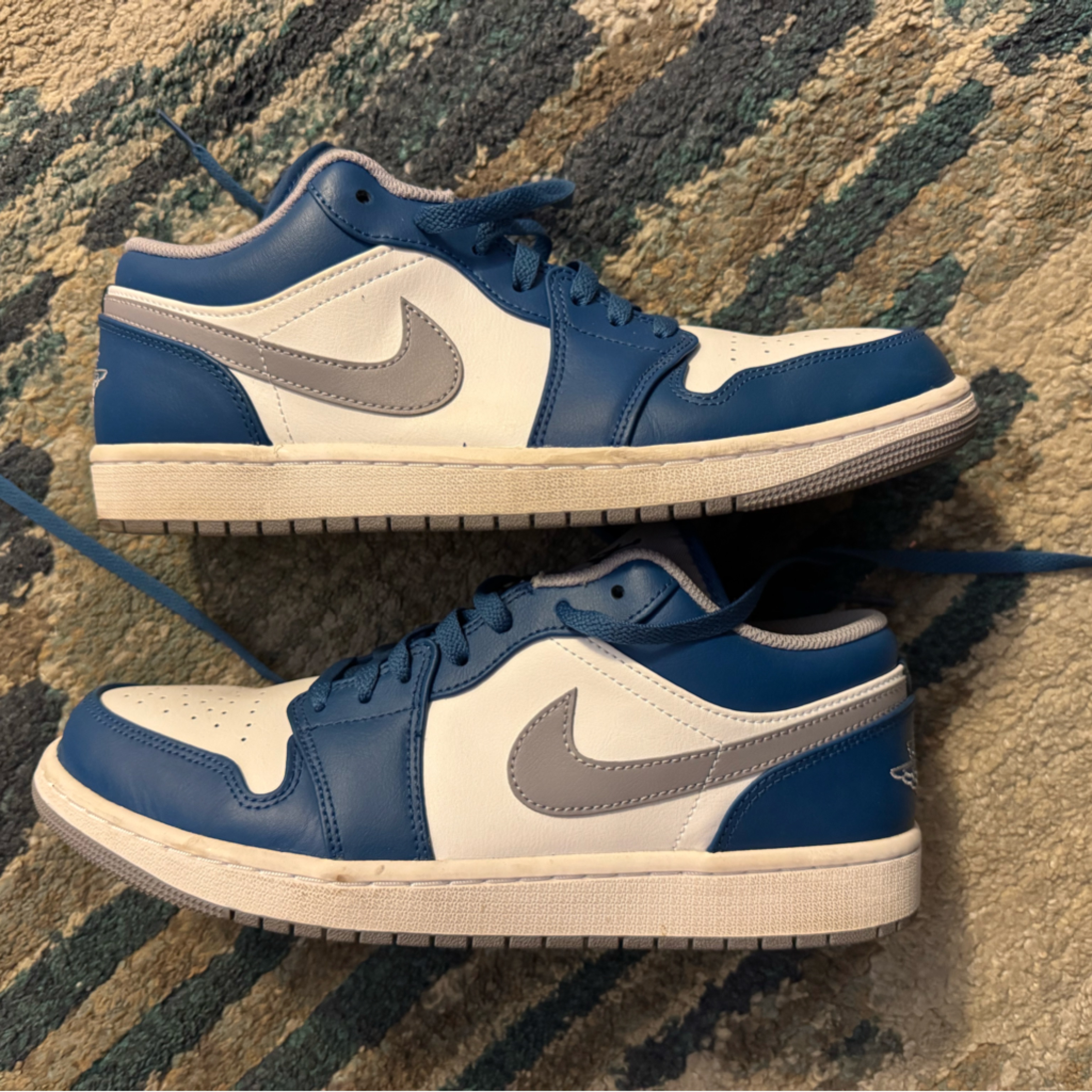 Air Jordan 1 Low